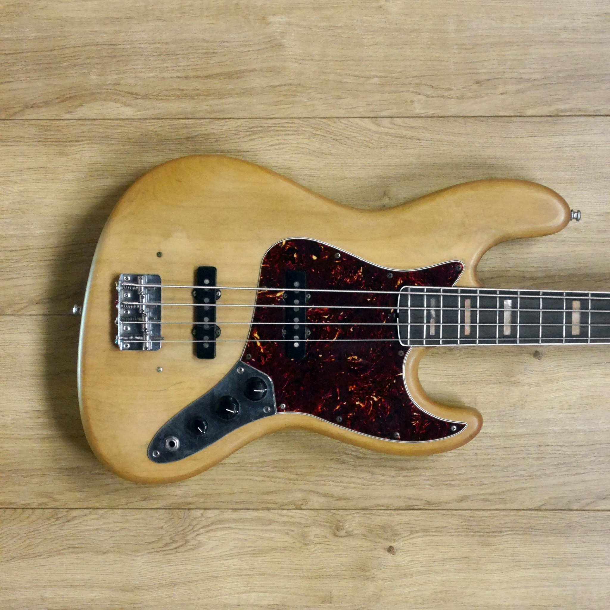 Fender Jazz Bass 1974 - Segunda Mano - Tanne Bass Corner